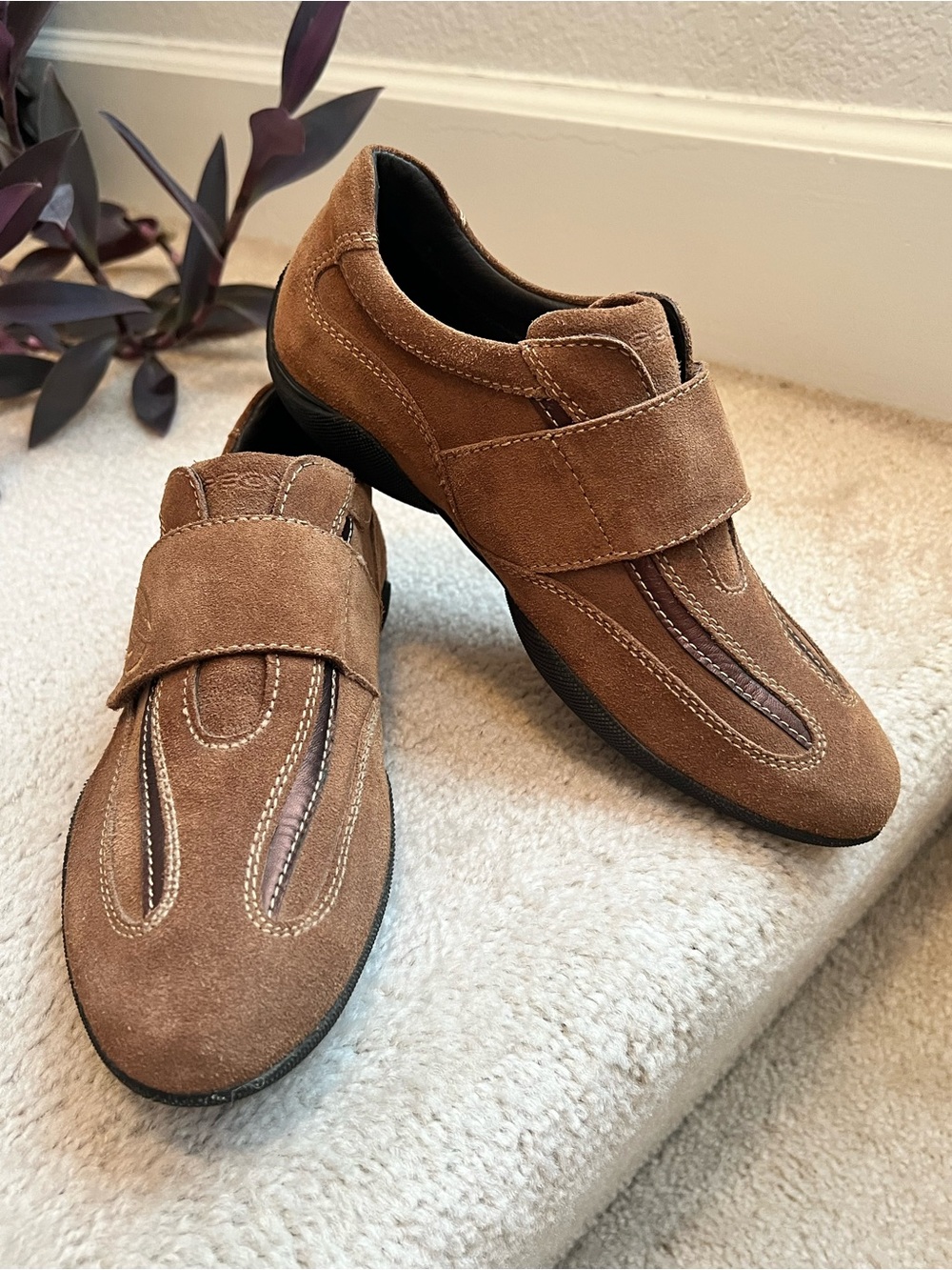 Geox Brown Suede Athletic Slip-On Shoes New w/o box Boho Prairie Chic European